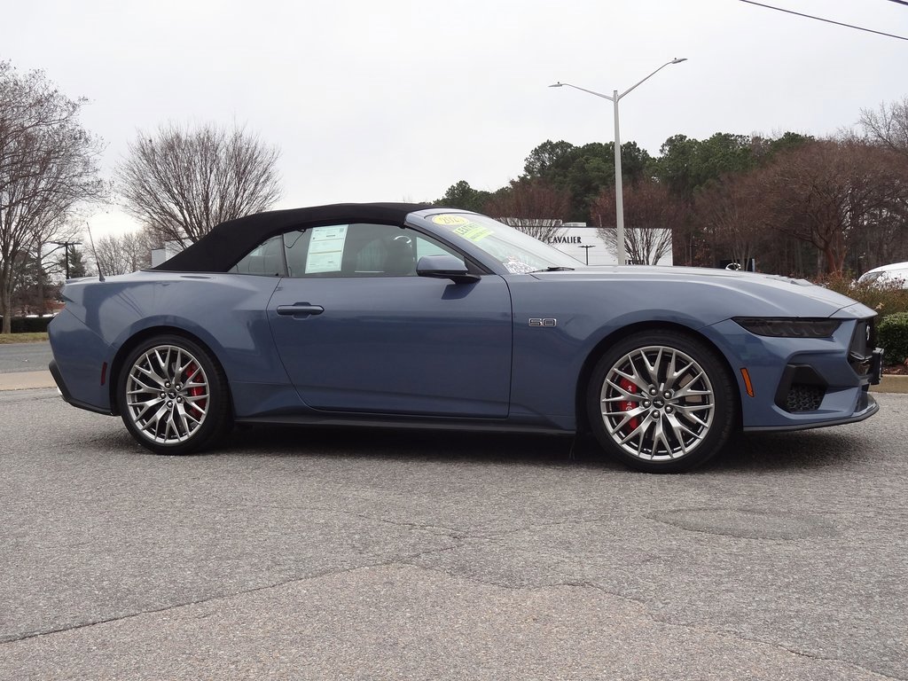 Certified 2025 Ford Mustang GT Premium image 12