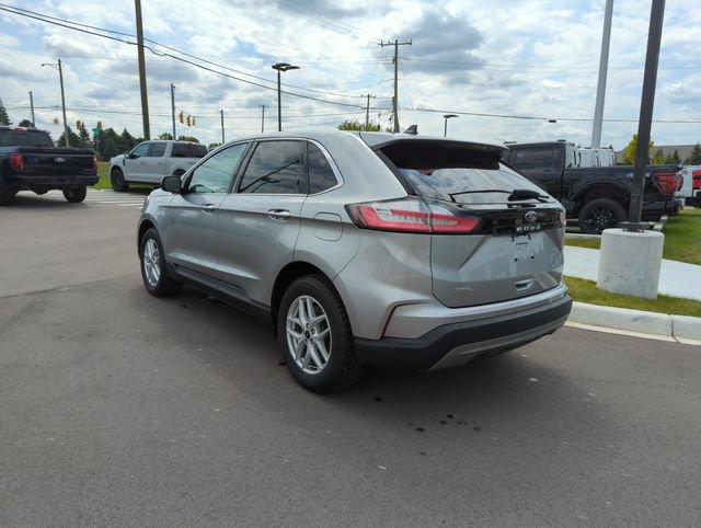 Certified 2024 Ford Edge SEL AWD/4WD image 3