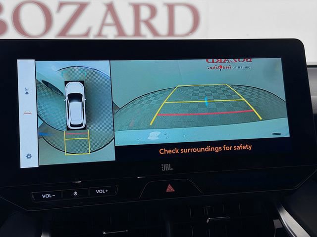 Used 2024 Toyota Venza Limited AWD/4WD image 16