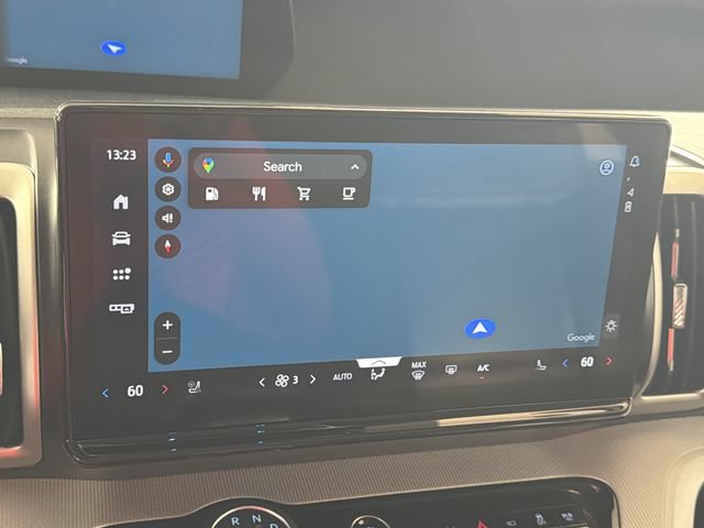 Certified 2025 Ford Expedition Active RWD image 4