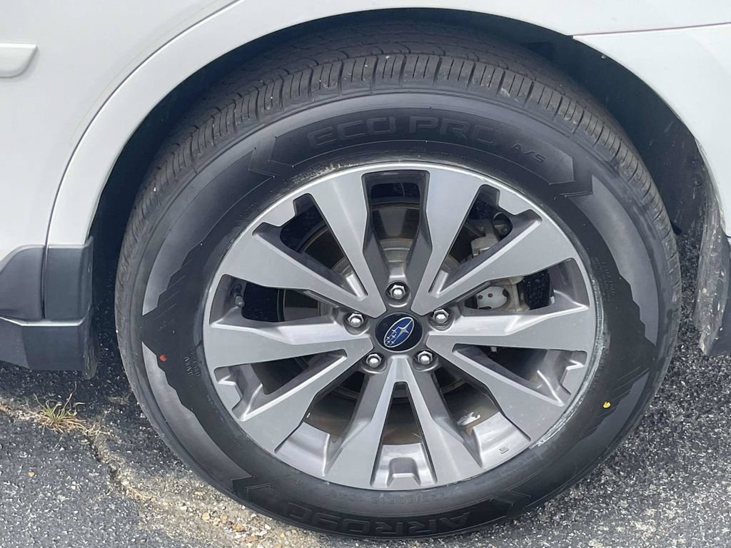 Used 2019 Subaru Outback 3.6R Touring w/ Popular Package #3A AWD/4WD image 9