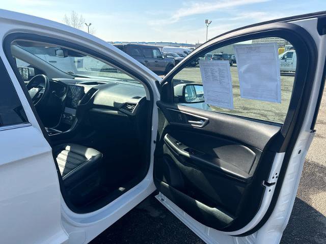 Certified 2022 Ford Edge SEL w/ Convenience Package image 7