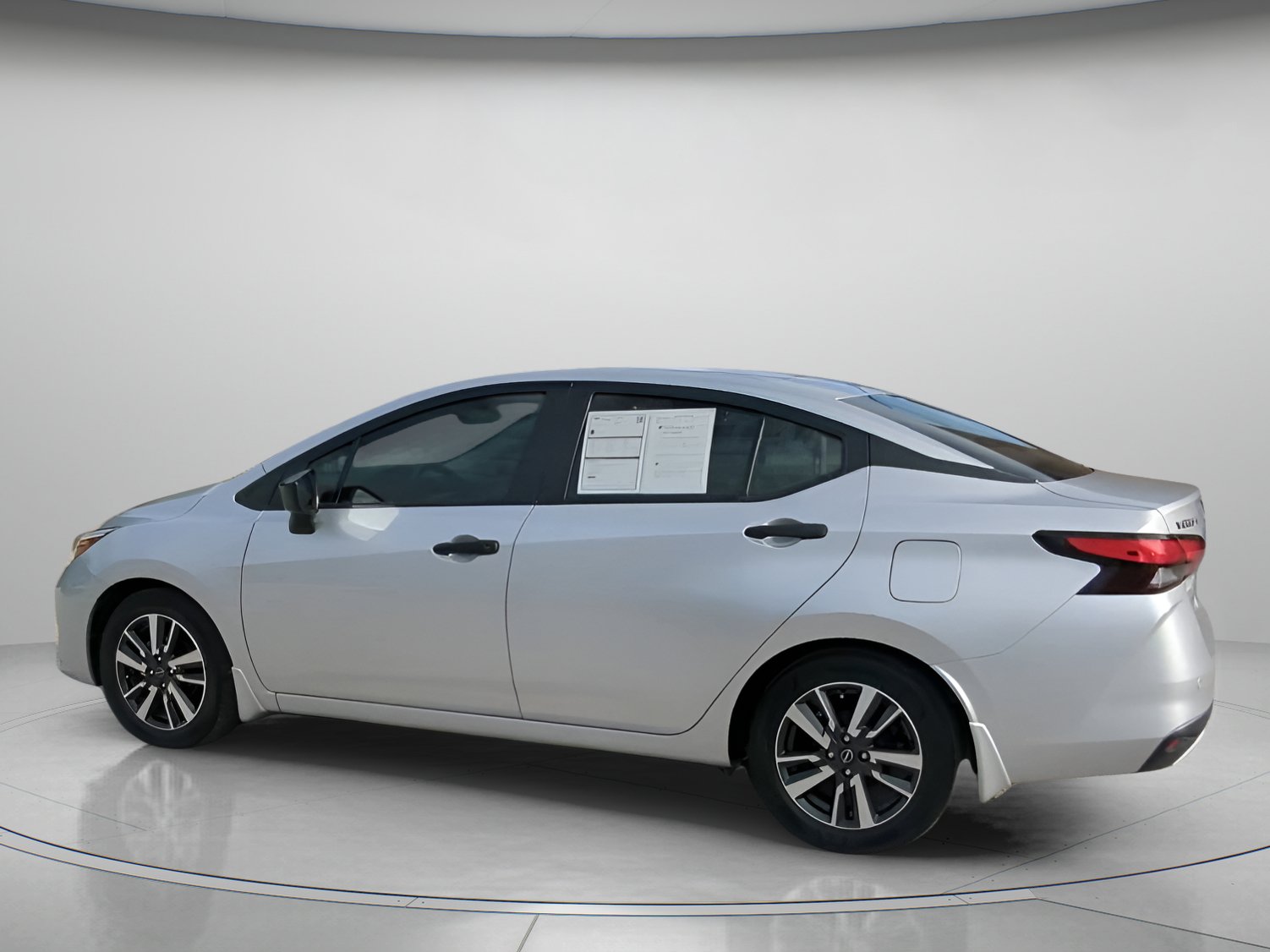 Used 2024 Nissan Versa S w/ S Plus Package FWD image 18