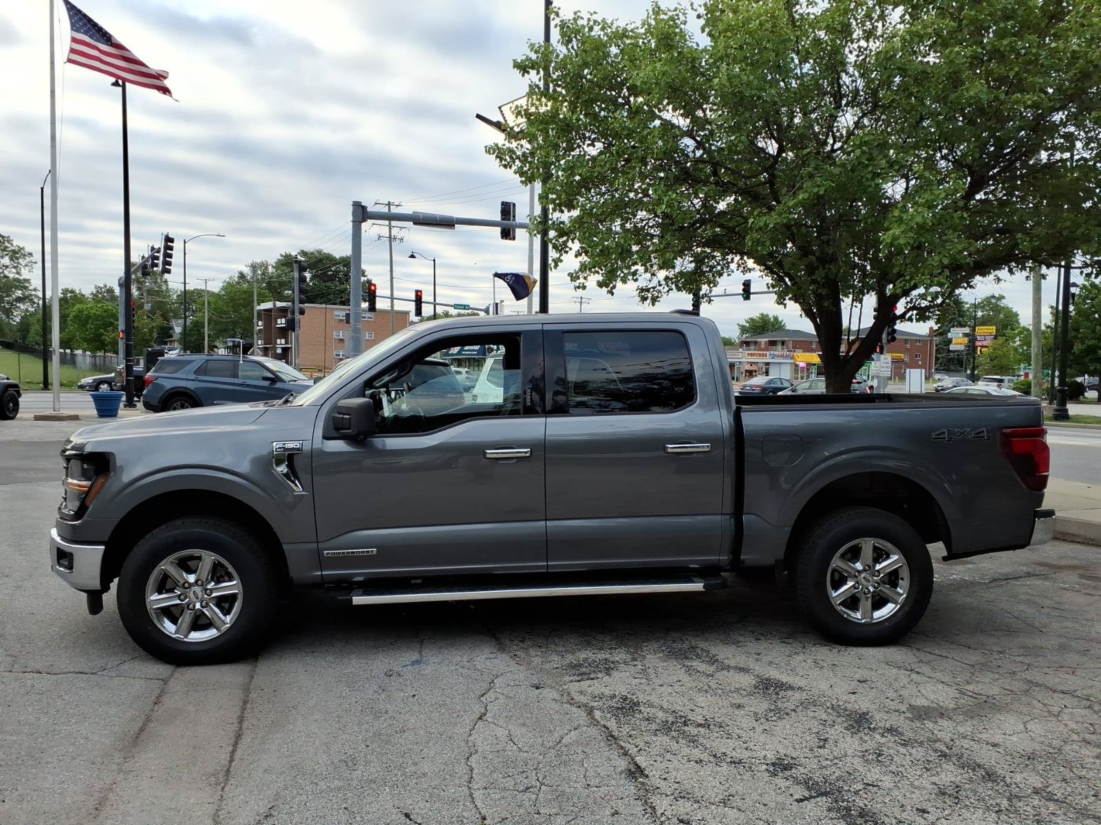Certified 2024 Ford F150 XLT w/ Mobile Office Package AWD/4WD image 5