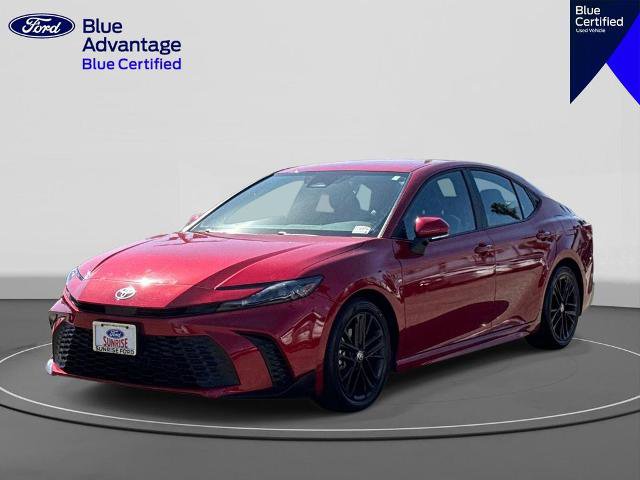 Used 2025 Toyota Camry SE w/ Multimedia Upgrade Package