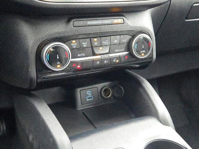 Certified 2022 Ford Escape Titanium w/ Class II Trailer Tow Package image 26