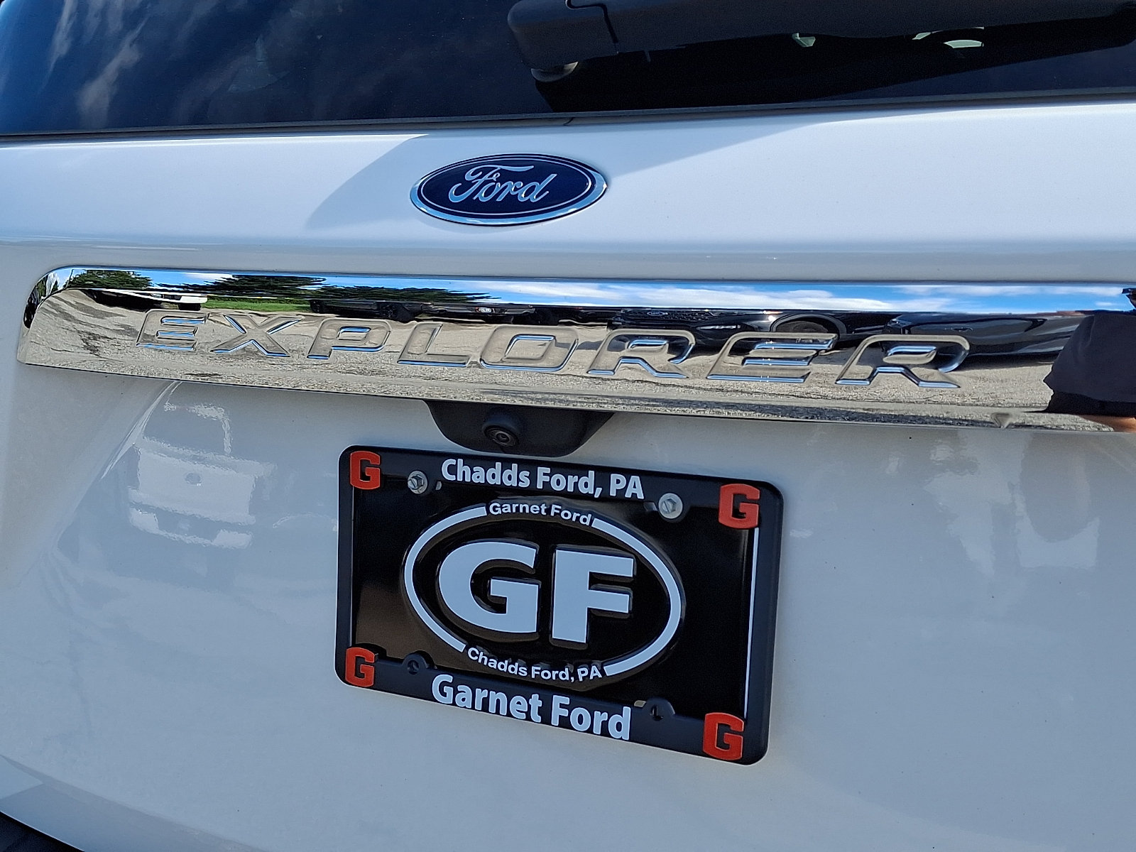 Certified 2023 Ford Explorer XLT w/ Equipment Group 202A AWD/4WD image 33