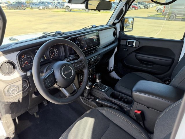 Used 2024 Jeep Wrangler Willys image 11