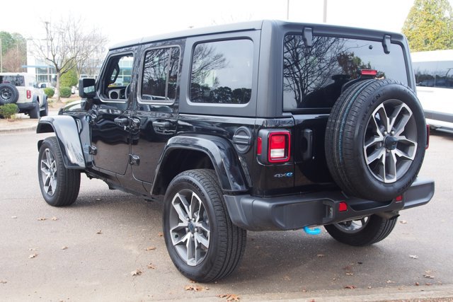 Used 2024 Jeep Wrangler Sport w/ Convenience Group image 5
