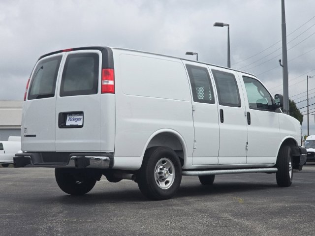 Used 2025 Chevrolet Express 2500 w/ Driver Convenience Package RWD image 11