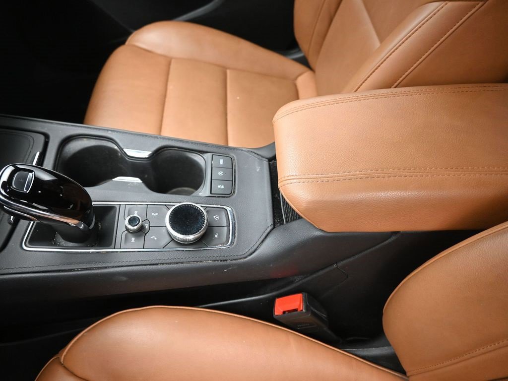 Used 2023 Cadillac XT4 Sport image 24