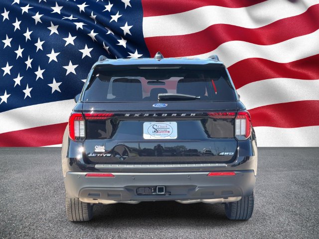Certified 2025 Ford Explorer Active AWD/4WD image 5