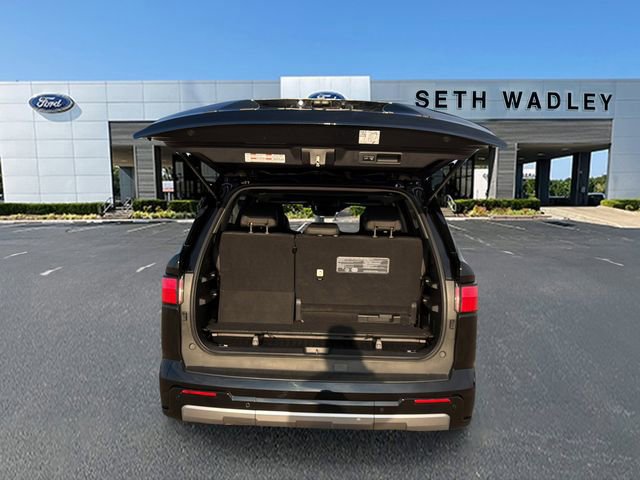 Used 2024 Toyota Sequoia Limited image 15