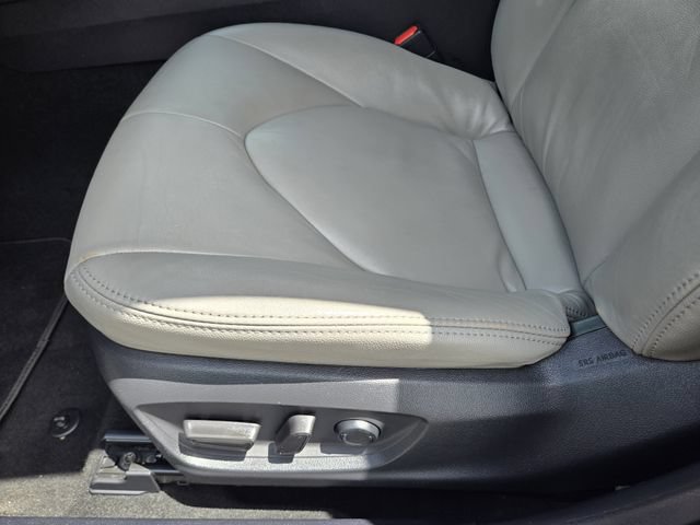 Used 2021 Toyota Camry LE FWD image 22