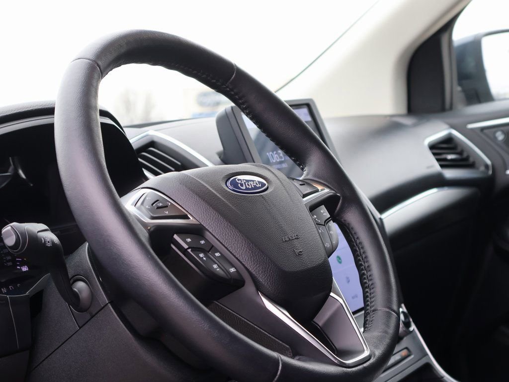 Certified 2022 Ford Edge Titanium image 25