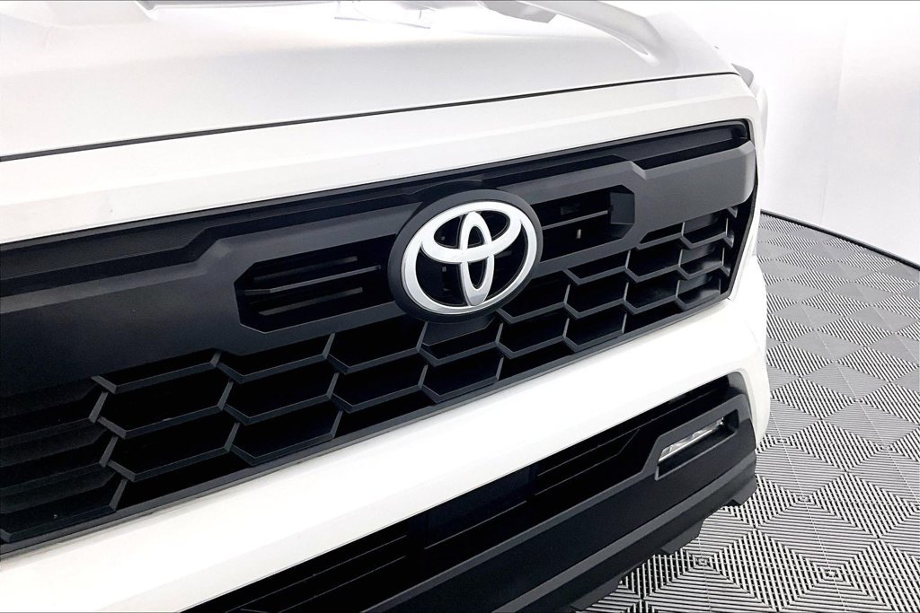 Used 2024 Toyota Tacoma TRD Sport RWD image 30