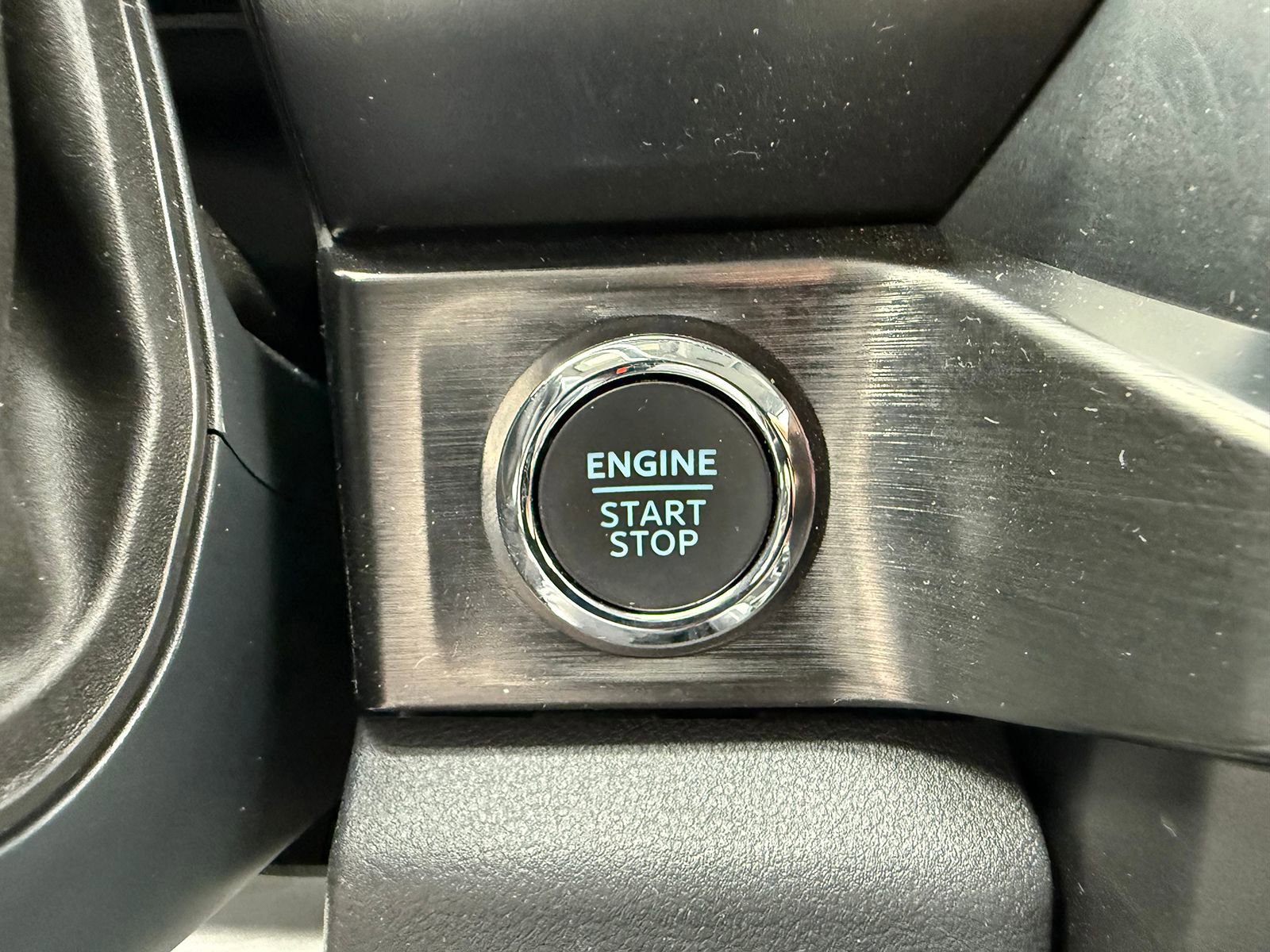 Certified 2024 Ford F250 Lariat w/ Chrome Package image 33