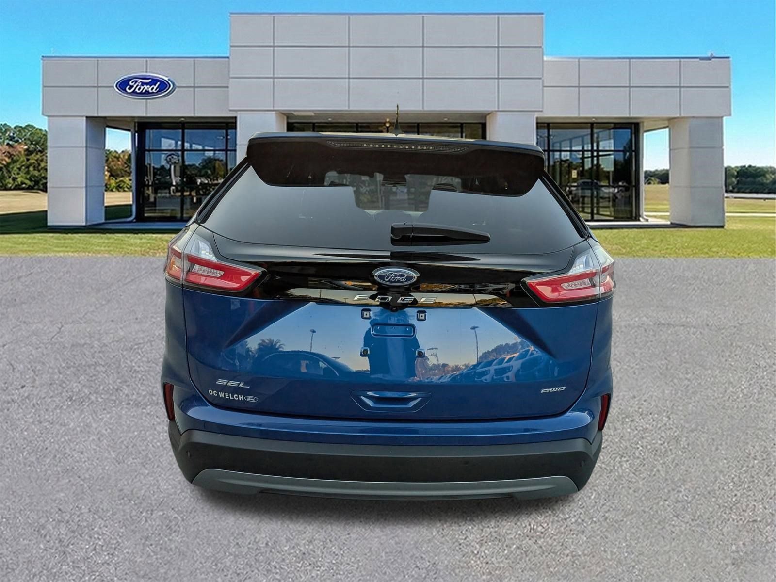 Certified 2023 Ford Edge SEL w/ Convenience Package AWD/4WD image 5
