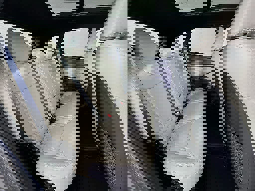 Used 2025 Hyundai Tucson Limited image 33