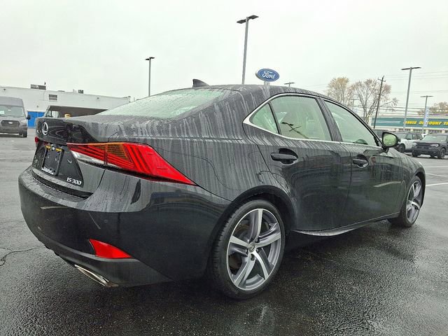 Used 2018 Lexus IS 300 w/ Comfort Package image 4