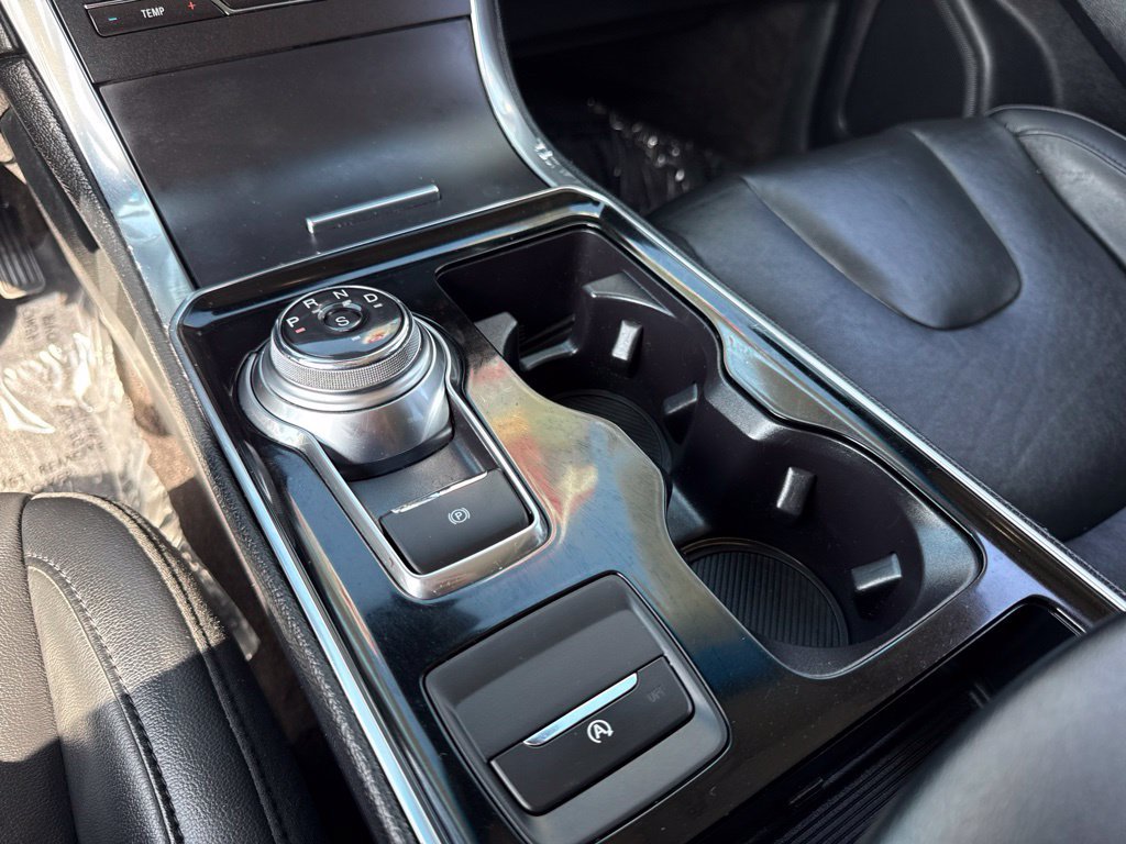 Certified 2019 Ford Edge Titanium FWD image 29