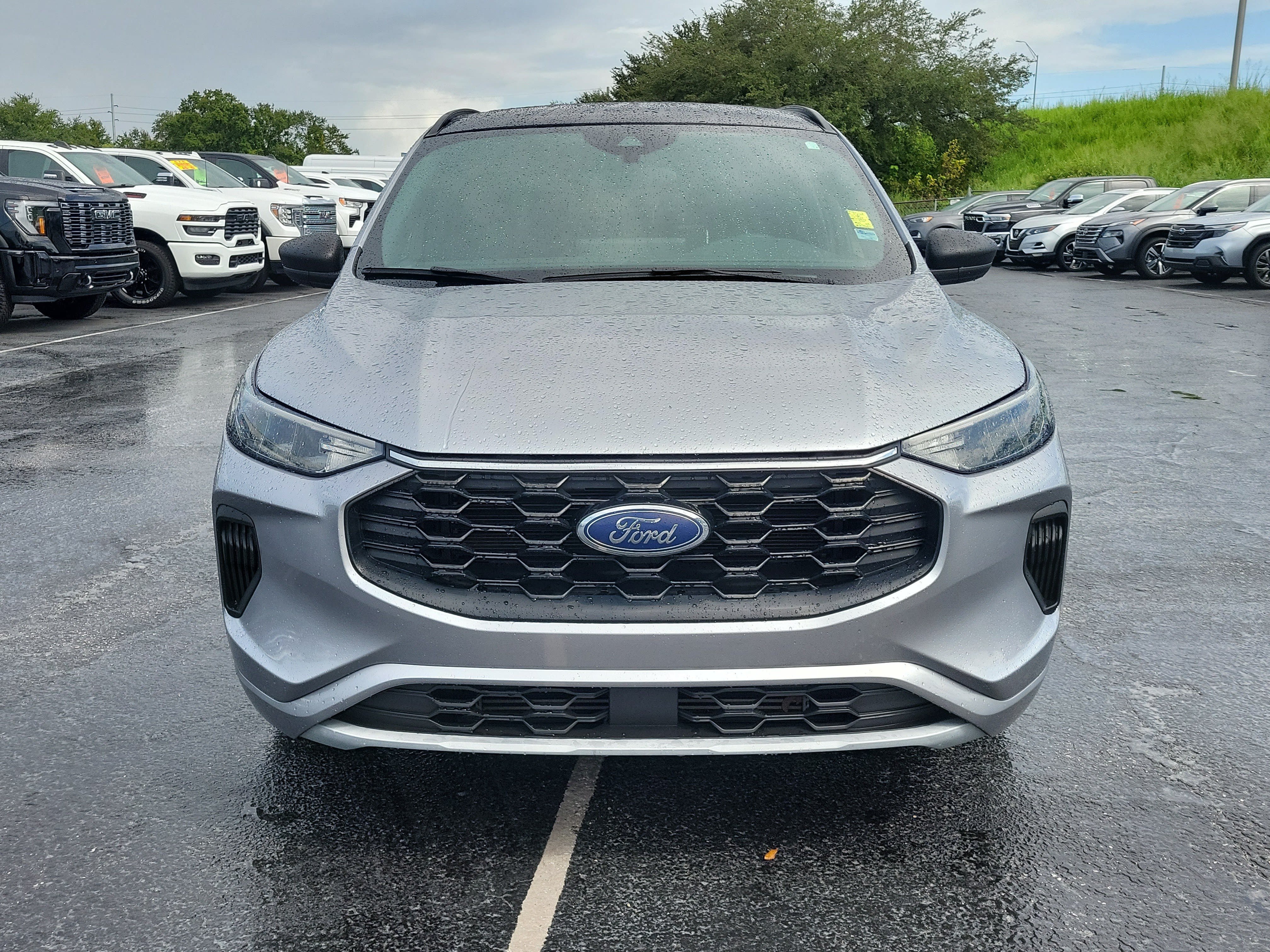 Certified 2023 Ford Escape ST-Line w/ Tech Pack #1 FWD image 2