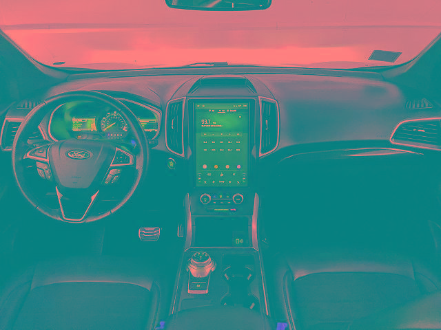 Certified 2021 Ford Edge ST-Line image 7