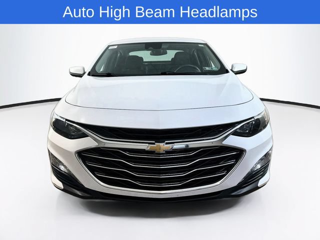 Used 2024 Chevrolet Malibu LT FWD image 2