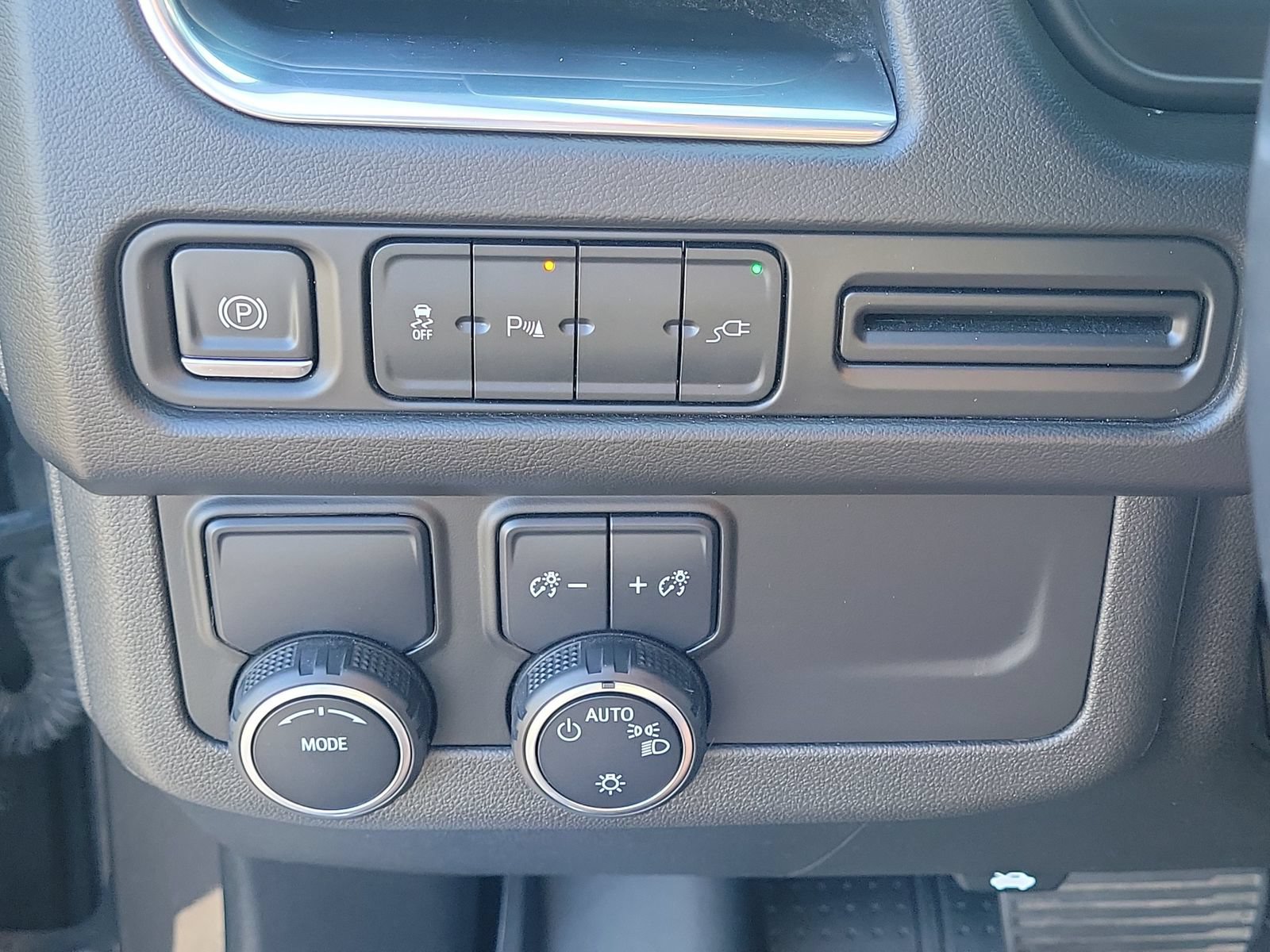 Used 2021 Chevrolet Tahoe RST RWD image 31