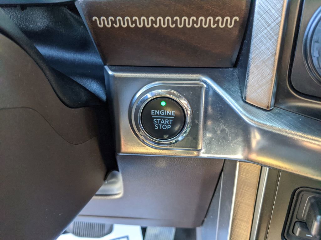 Certified 2021 Ford F150 King Ranch w/ Equipment Group 601A High image 18