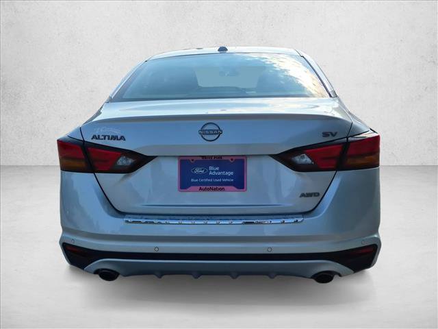 Used 2023 Nissan Altima 2.5 SV w/ SV Premium Package AWD/4WD image 6