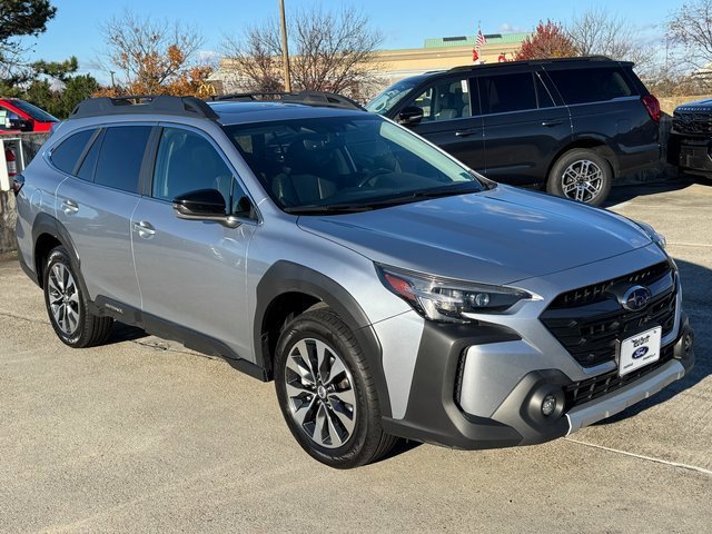 Used 2023 Subaru Outback Limited XT image 8
