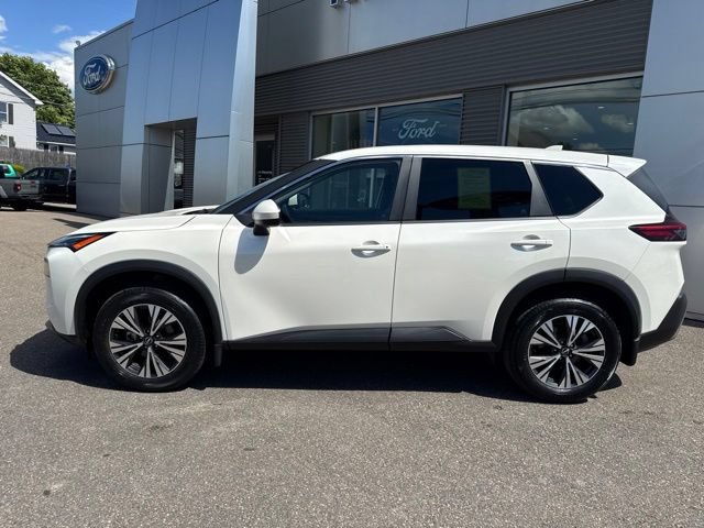 Used 2023 Nissan Rogue SV AWD/4WD image 9