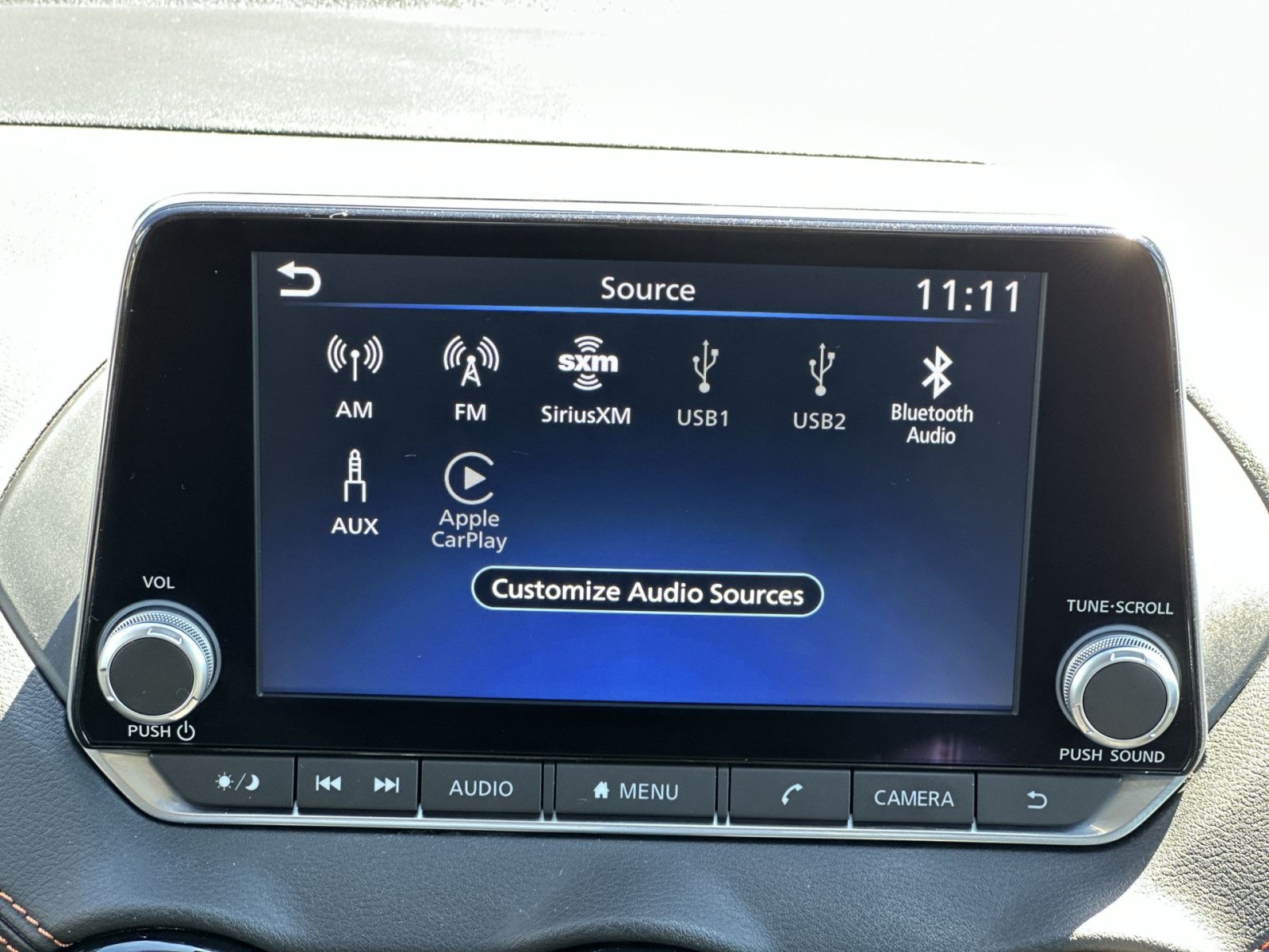 Used 2023 Nissan Sentra SR w/ SR Premium Package FWD image 21