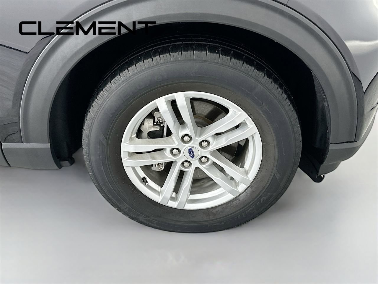 Certified 2022 Ford Explorer XLT w/ Equipment Group 202A image 37