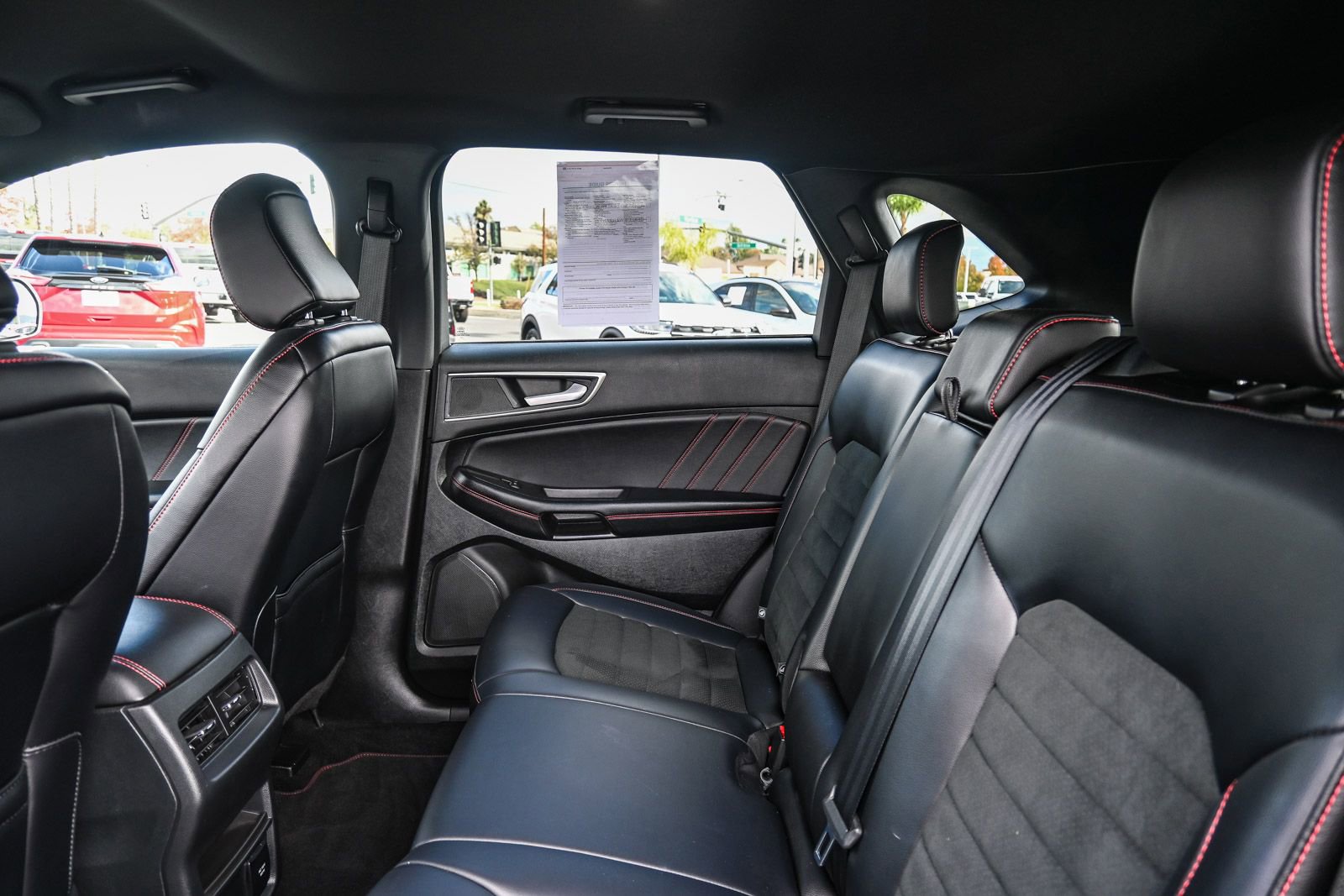 Certified 2023 Ford Edge ST-Line image 19