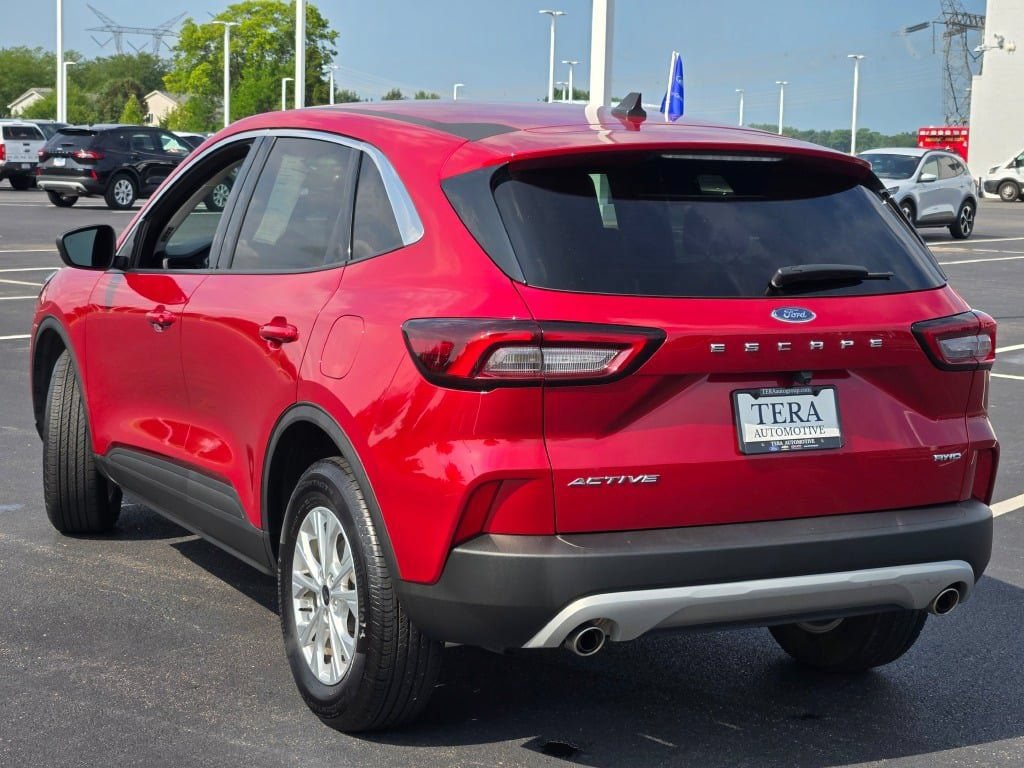 Certified 2023 Ford Escape Active AWD/4WD image 15