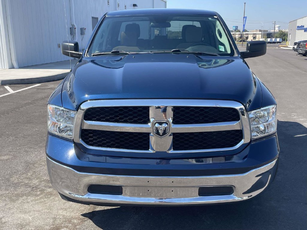 Used 2021 RAM 1500 Classic SLT RWD image 8