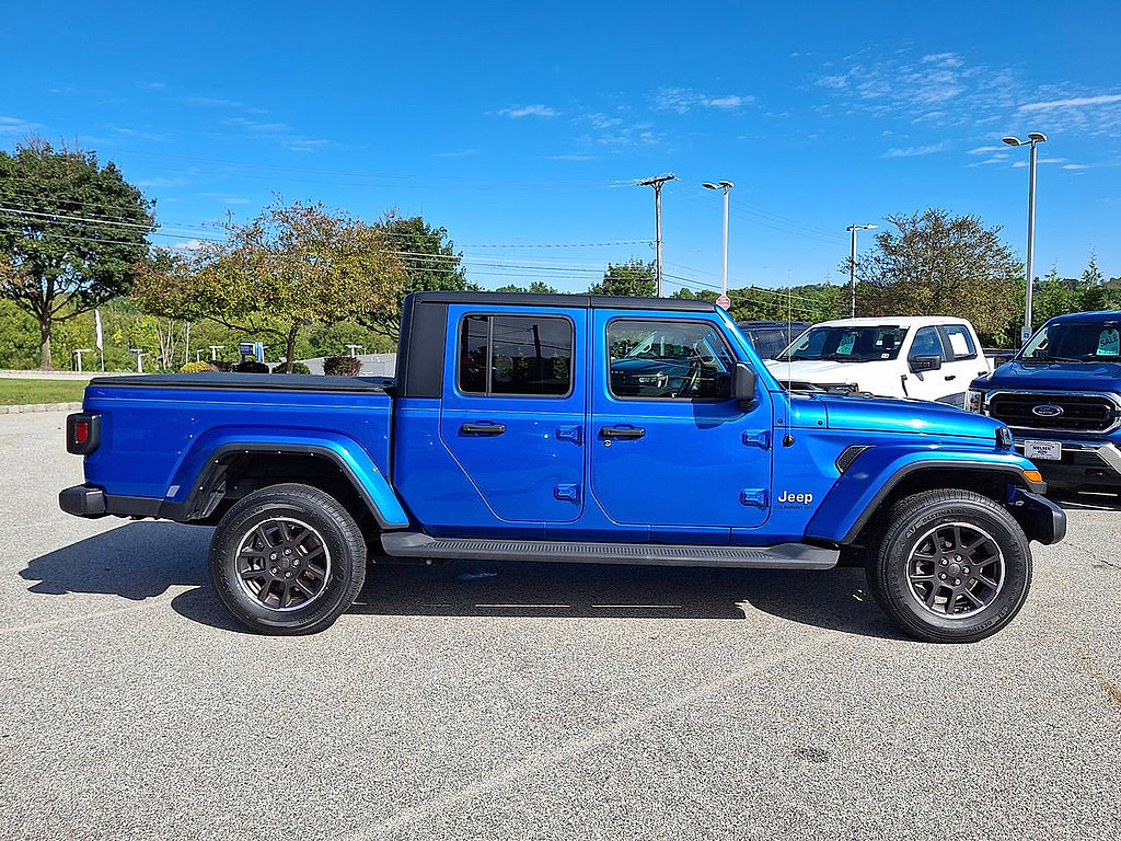 Used 2022 Jeep Gladiator Overland w/ Popular Equipment Package AWD/4WD image 25