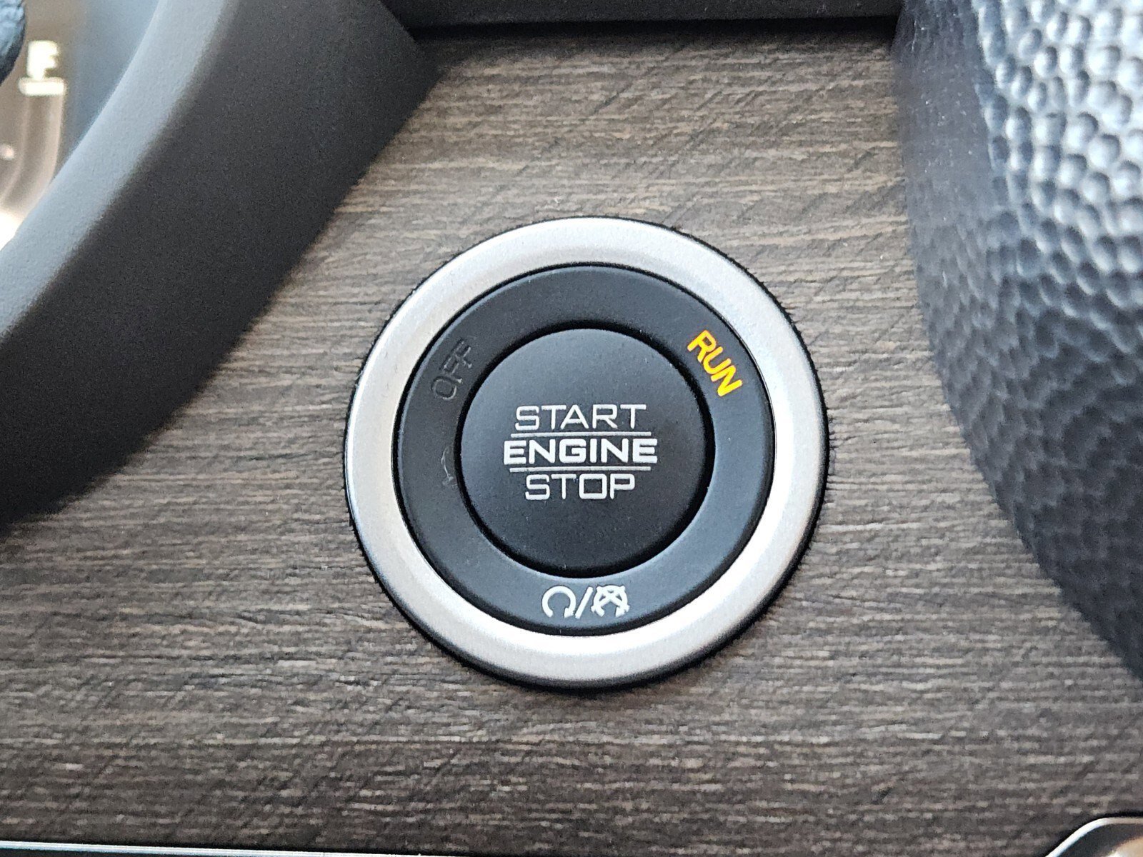 Used 2025 RAM 2500 Limited image 25