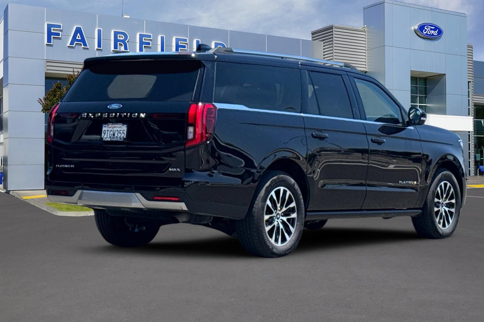 Certified 2025 Ford Expedition Max Platinum AWD/4WD image 2