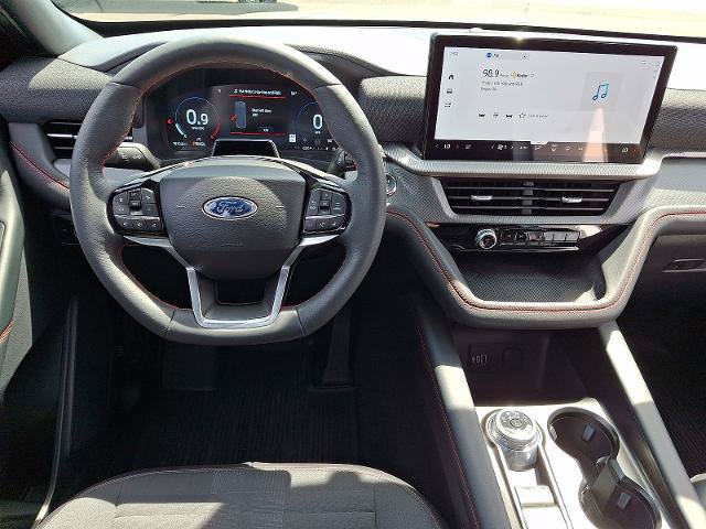 Certified 2026 Ford Explorer ST-Line w/ ST-Line Street Pack AWD/4WD image 11