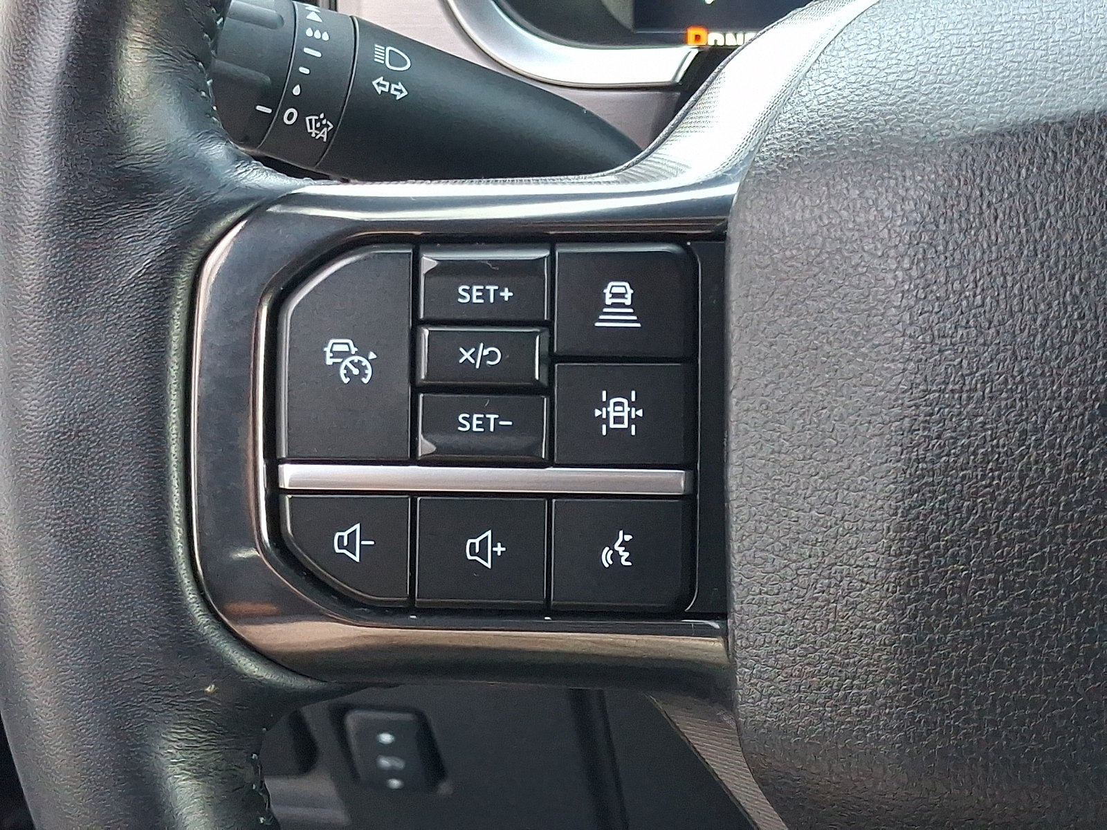 Certified 2025 Ford F150 Platinum AWD/4WD image 24
