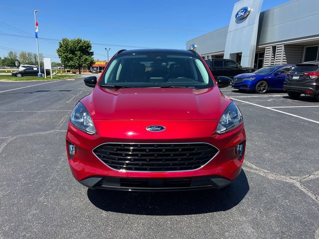 Certified 2022 Ford Escape SEL w/ SEL Stealth AWD Package image 2