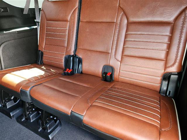 Used 2024 GMC Yukon XL Denali Ultimate AWD/4WD image 31