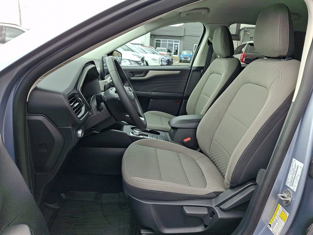 Certified 2022 Ford Escape SE w/ Cold Weather Package image 14