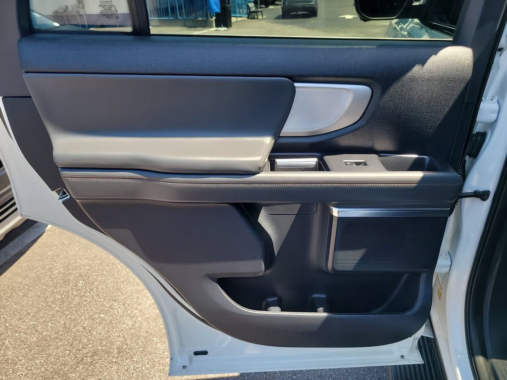 Certified 2025 Ford Expedition Active AWD/4WD image 11
