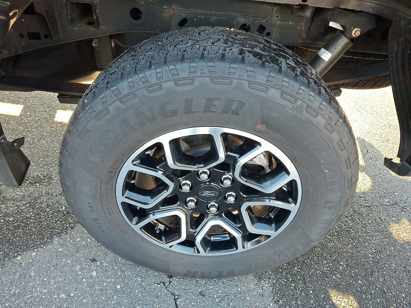 Certified 2022 Ford F150 XLT w/ Equipment Group 301A Mid image 28