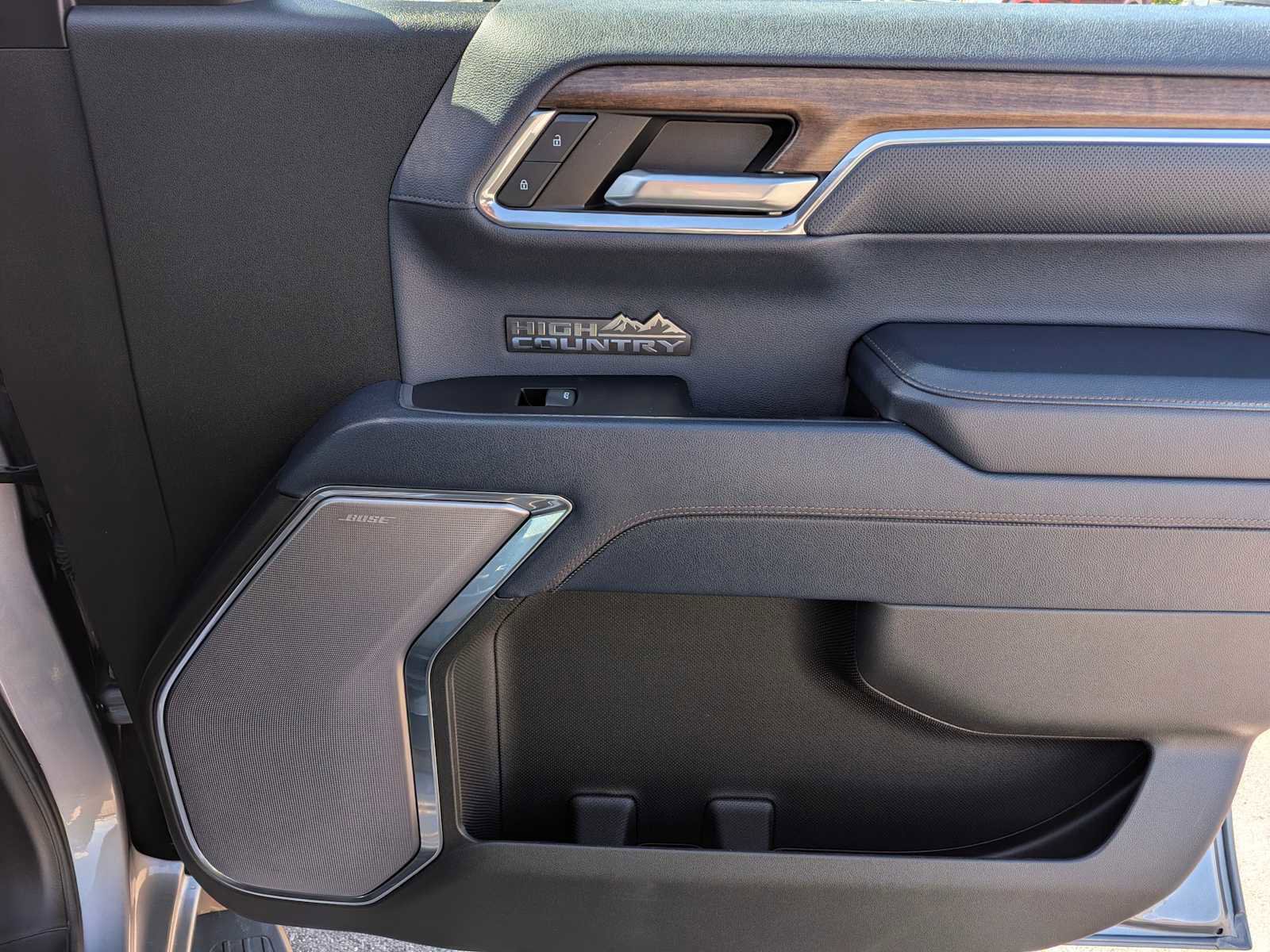 Used 2023 Chevrolet Silverado 1500 High Country w/ High Country Premium Package image 21