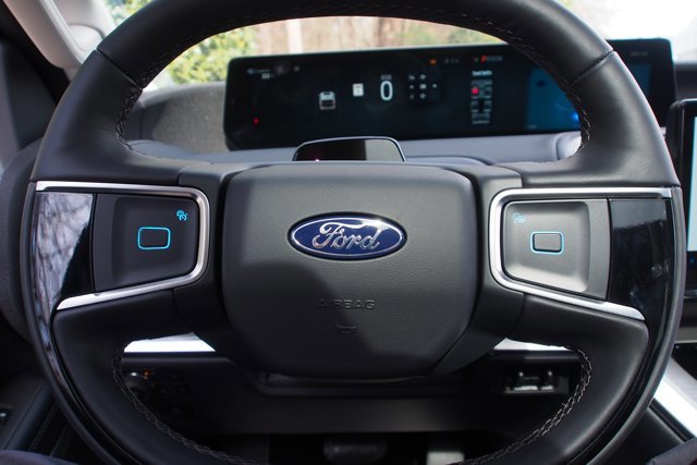 Certified 2025 Ford Expedition Max Platinum w/ Driver's Package image 26